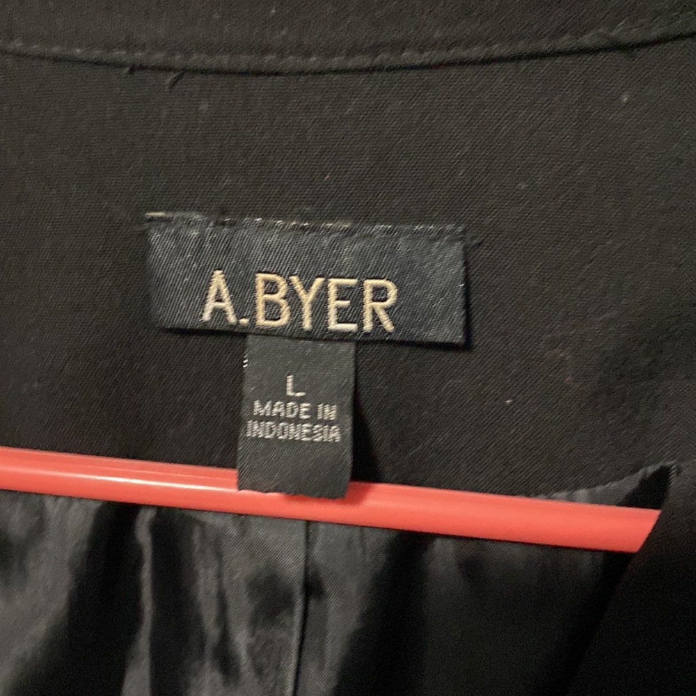 Blazer - Picture 3 of 3